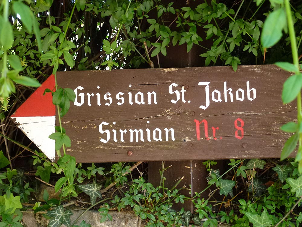 Kirchlein St. Jakob in Girssian und St. Apollonia in Sirmian