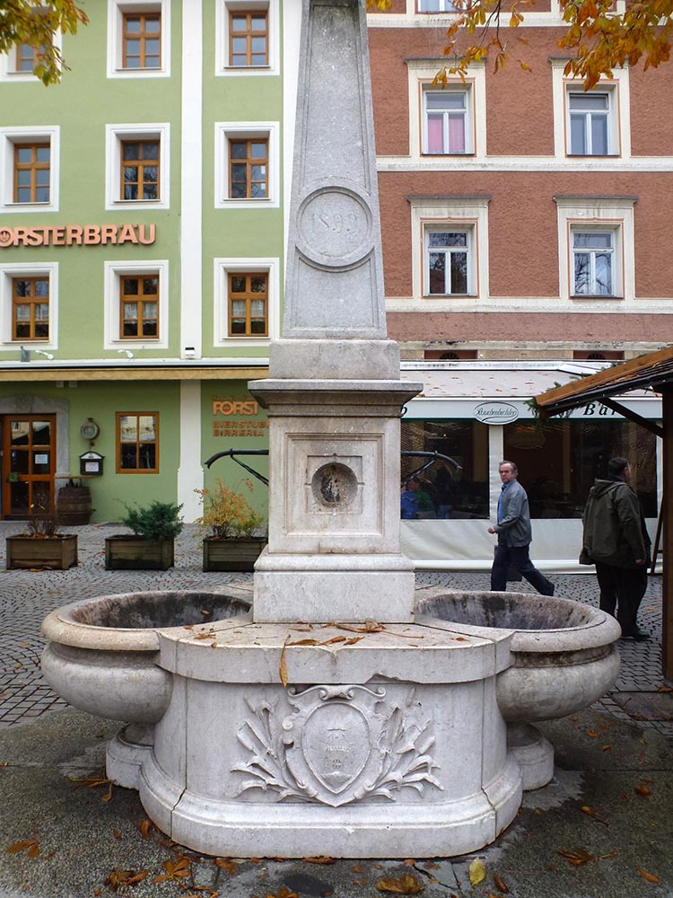 Marmorbrunnen Brunecker Graben - 2019